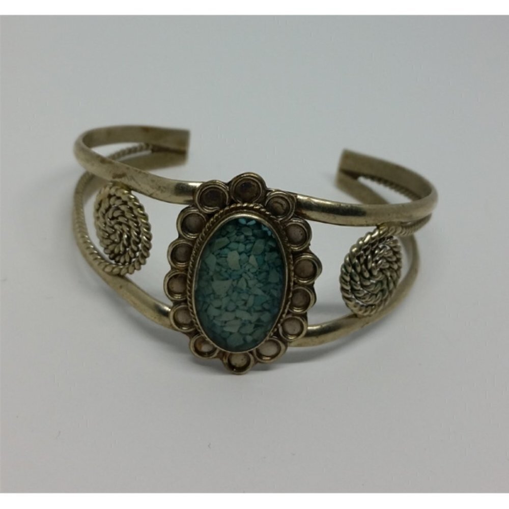 Vintage Artisan Alpaca Silver Mexico Bracelet Flower Shape with Stone Chips